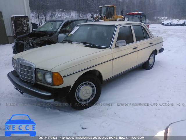1982 Mercedes-benz 240 D WDBAB23A9CB333187 image 1