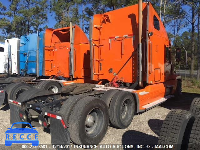 2009 FREIGHTLINER ST120 ST120 1FUJBBDRX9DAH5031 Bild 3