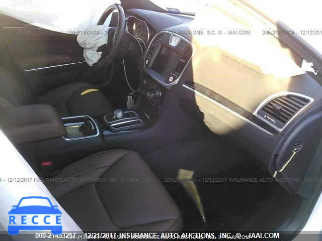 2018 CHRYSLER 300 LIMITED 2C3CCAEG4JH137041 image 4