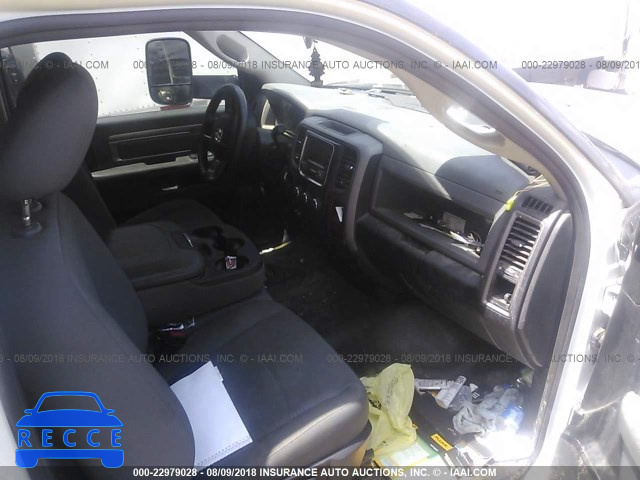 2017 RAM 4500 3C7WRKCL5HG668193 image 4