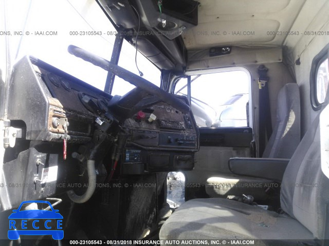 1999 FREIGHTLINER CONVENTIONAL FLD120 1FUYDCYB2XDF37045 image 4