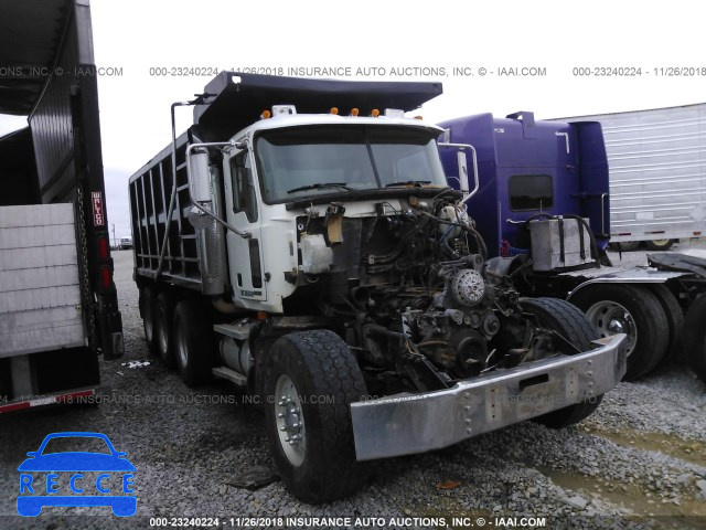 2005 MACK CV713 CV700 1M2AG11C85M016764 image 0