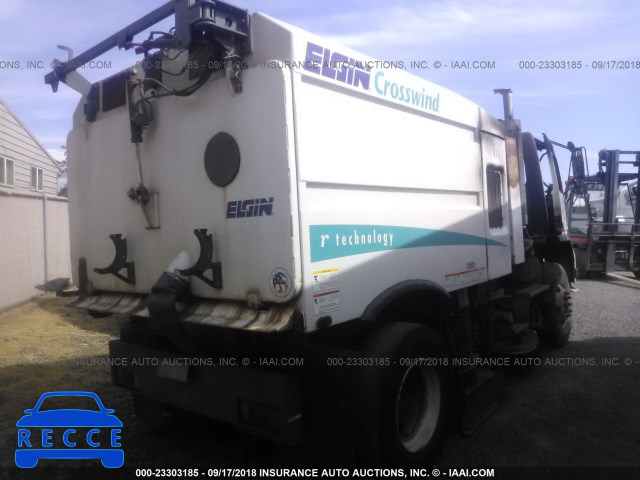 2001 STERLING TRUCK SC 8000 49HAADBV21HJ20241 image 3