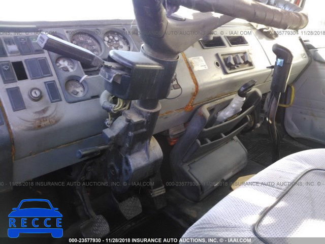 1998 FREIGHTLINER FL80 1FVXJLCB9WH921092 Bild 4