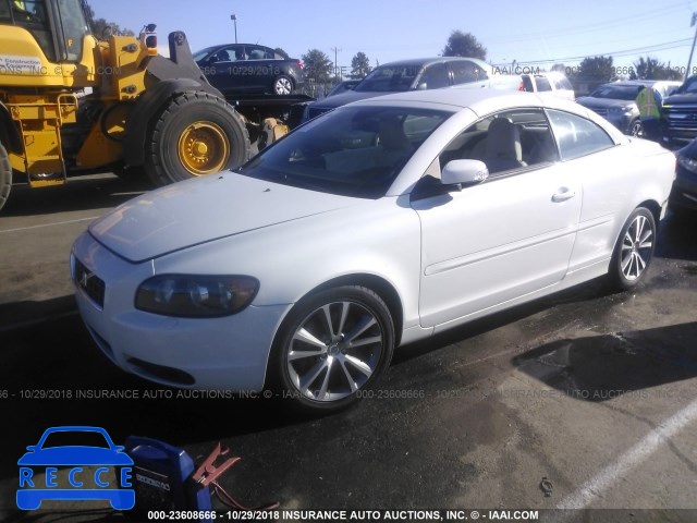 2010 VOLVO C70 T5 YV1672MCXAJ091211 image 1