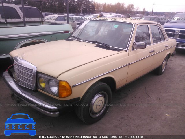 1982 MERCEDES-BENZ 240 D WDBAB23A7CB302908 image 1