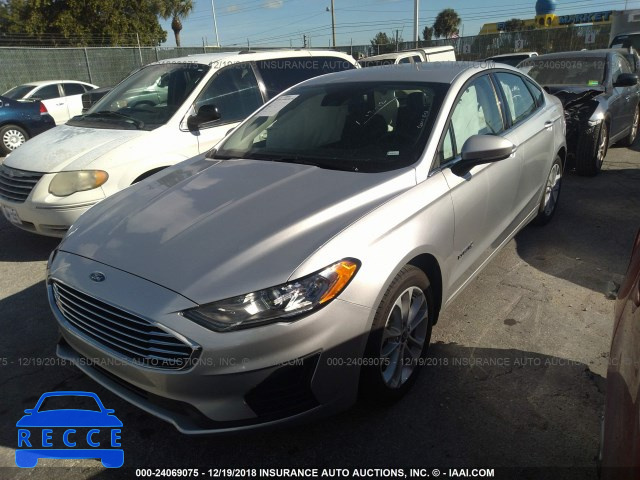 2019 FORD FUSION 3FA6P0LU4KR105170 Bild 1