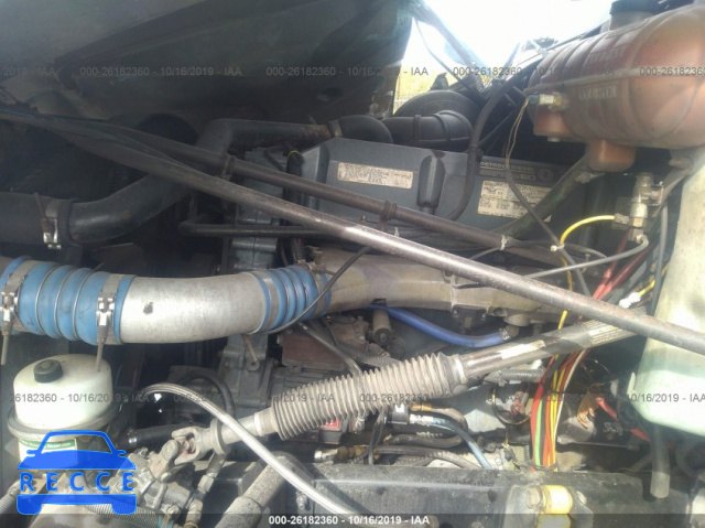 2001 FREIGHTLINER ST120 ST120 1FUJA3CG11PA98844 image 9
