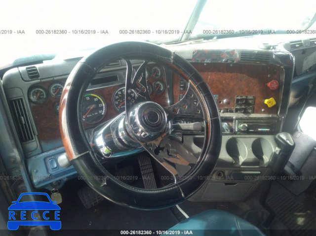 2001 FREIGHTLINER ST120 ST120 1FUJA3CG11PA98844 image 4