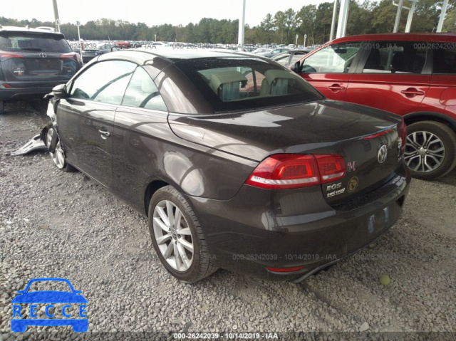 2015 VOLKSWAGEN EOS KOMFORT/SPORT WVWBW8AHXFV001355 зображення 2