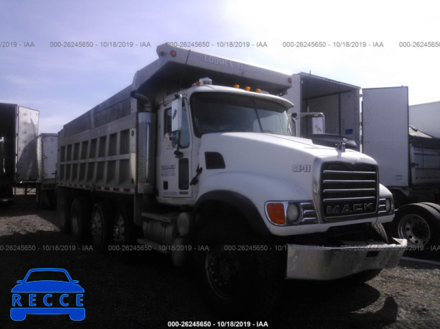 2006 MACK 700 CV700 1M2AG11C16M026943 image 0