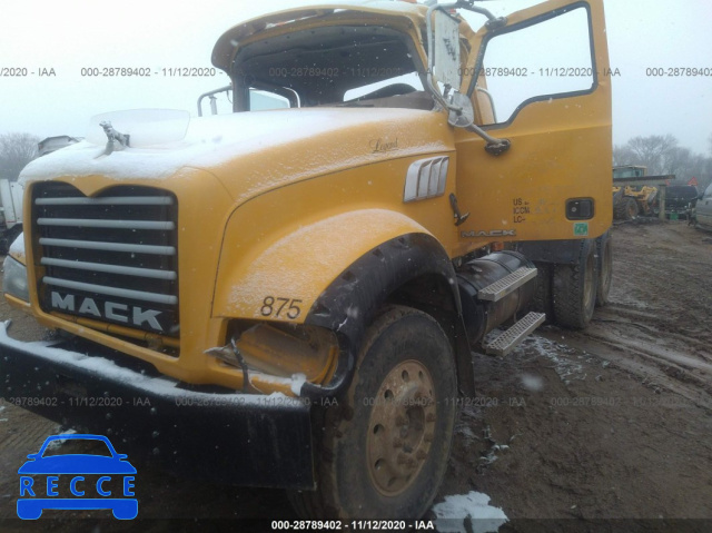 2007 MACK 700 CTP700 1M2AT04Y57M005138 image 1