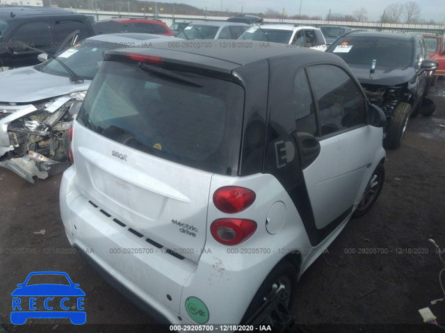 2015 SMART FORTWO ELECTRIC DRIVE PASSION WMEEJ9AA9FK836239 image 3