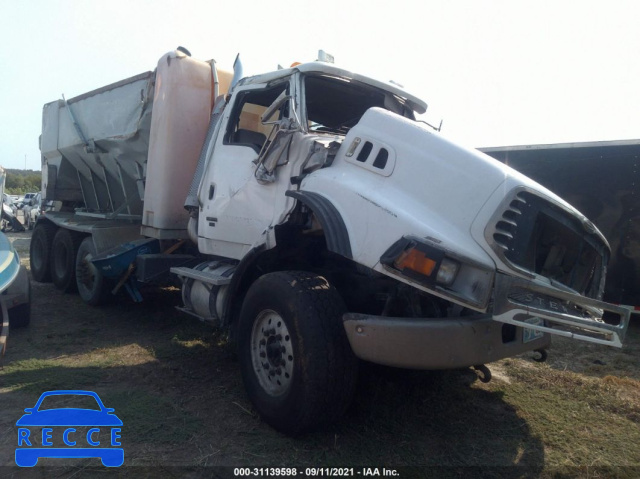 2005 STERLING TRUCK L9500 9500 2FZHAZCV25AN66378 image 0