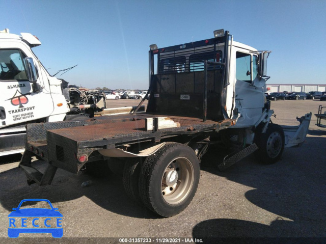 2000 FREIGHTLINER FL70 FL70 1FV6HFBA6YHF04150 image 3