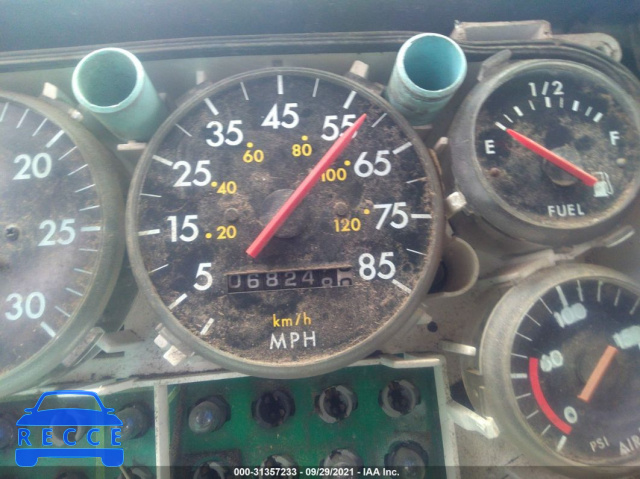 2000 FREIGHTLINER FL70 FL70 1FV6HFBA6YHF04150 image 5