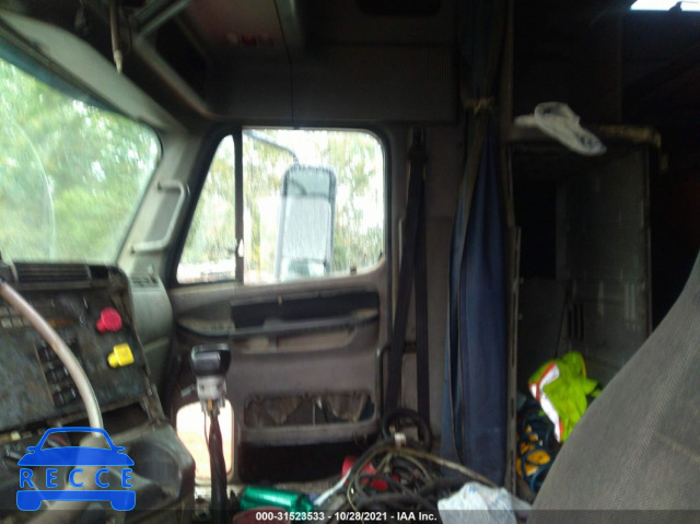 2001 FREIGHTLINER COLUMBIA COLUMBIA 1FUJA6AVX1LH17337 image 4