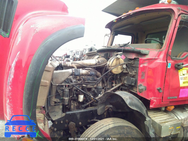 2005 MACK 700 CV700 1M2AG10C85M024607 image 9