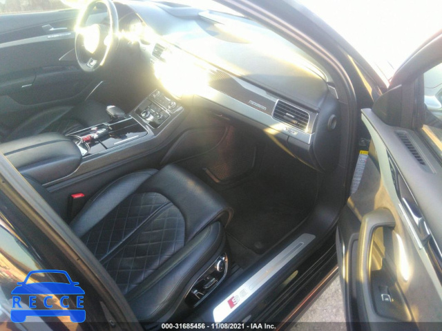 2015 AUDI S8  WAUK2AFD7FN010567 image 4