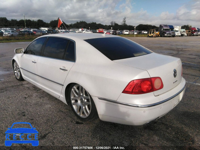 2005 VOLKSWAGEN PHAETON V8 WVWBF03D558005113 image 2