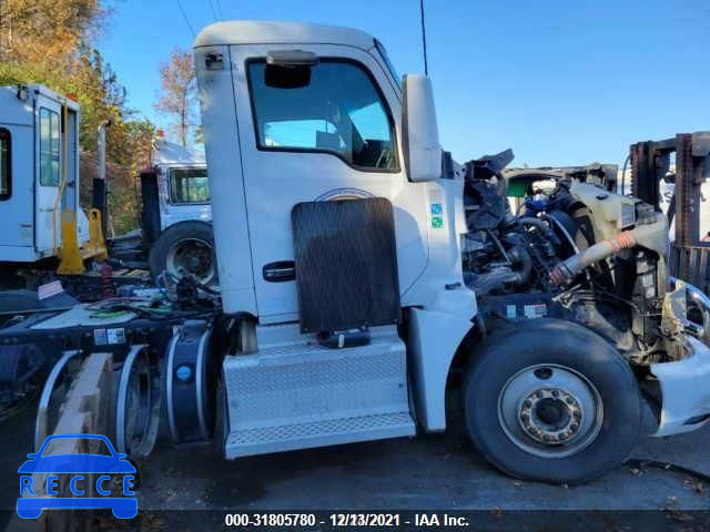 2017 KENWORTH T680 T680 1XKYDP9X3HJ146631 Bild 3