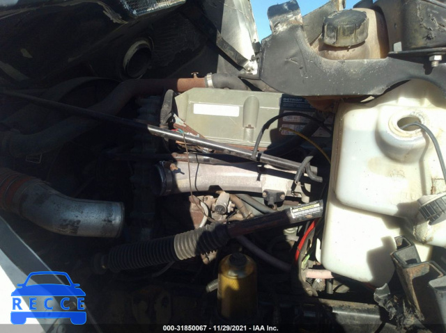 2001 FREIGHTLINER MEDIUM CONVENTIONAL CST120 1FUY0SZB61LG34900 image 9