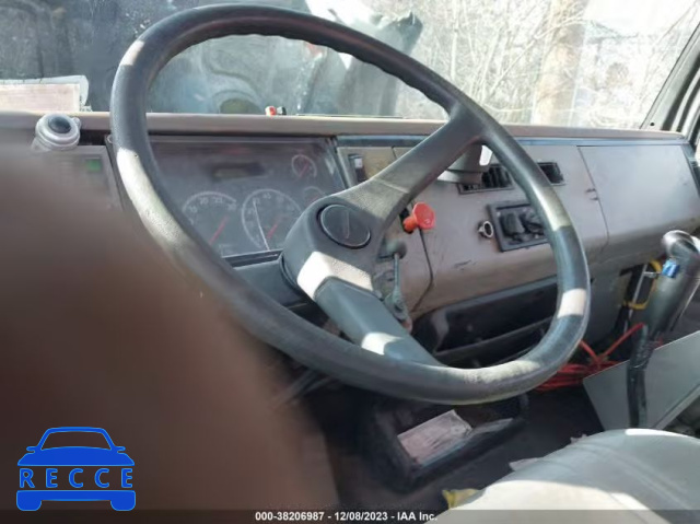 2003 FREIGHTLINER MEDIUM CONVENTIONAL FL112 1FVHBGA803HK64694 image 4