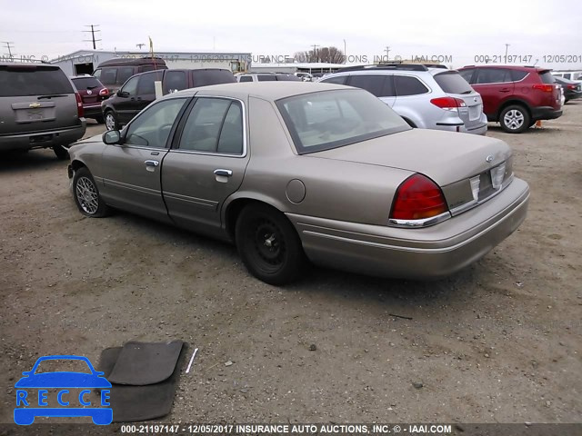 2002 FORD CROWN VICTORIA 2FAFP73W22X111383 image 2