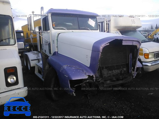 2000 FREIGHTLINER CONVENTIONAL FLD120 1FUYDDYB2YMF44942 зображення 0