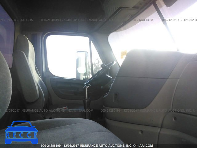 2011 FREIGHTLINER CASCADIA 125 1FUJGEDV6BSAZ1880 image 4