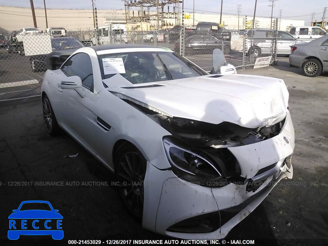 2017 Mercedes-Benz SLC 300 WDDPK3JA7HF138814 image 0