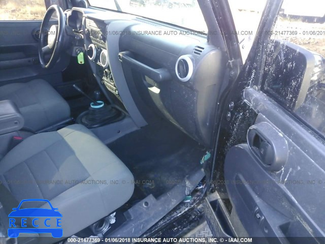 2008 JEEP WRANGLER UNLIMITE SAHARA 1J4GA59128L515431 image 4