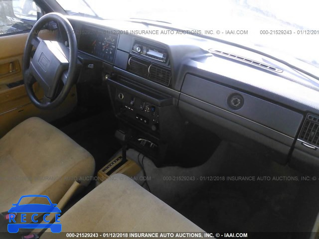 1992 VOLVO 240 GL YV1AS8819N1473840 image 4