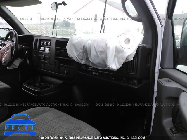 2015 GMC SAVANA G2500 1GTW7FCF7F1907064 image 4