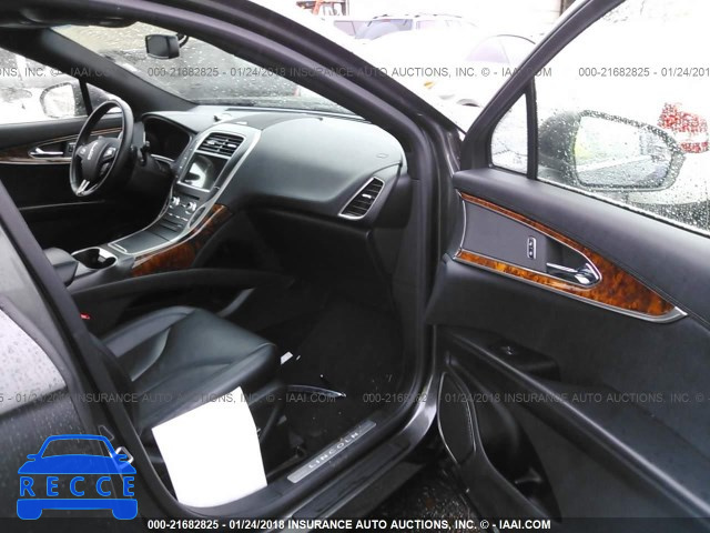 2017 LINCOLN MKX RESERVE 2LMPJ6LR3HBL29018 image 4