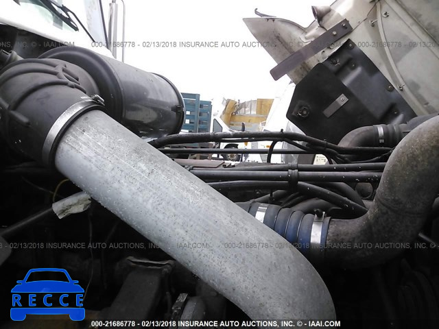 1999 FREIGHTLINER CONVENTIONAL FLD120 1FUYDDYB1XPA83407 image 8
