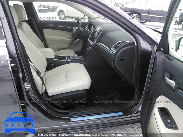 2018 CHRYSLER 300 LIMITED 2C3CCAKG5JH127381 image 4