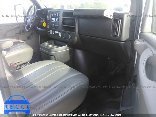 2015 GMC SAVANA CUTAWAY G3500 1GD374CG5F1900156 image 4