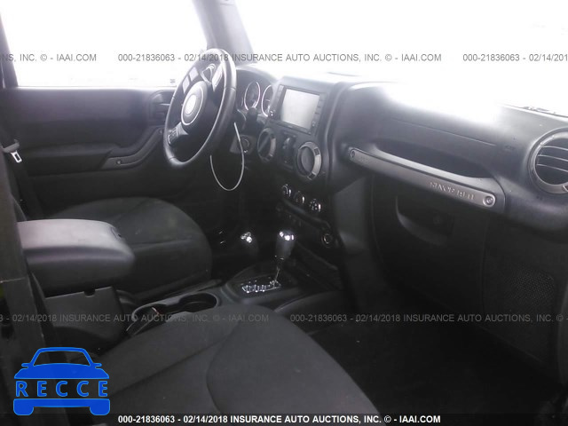 2015 JEEP WRANGLER UNLIMITE SPORT 1C4BJWDG5FL762750 image 4