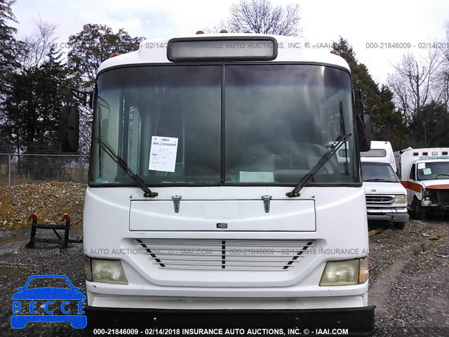 2003 FREIGHTLINER CHASSIS X LINE SHUTTLE BUS 4UZAAUBV83CL68037 image 5