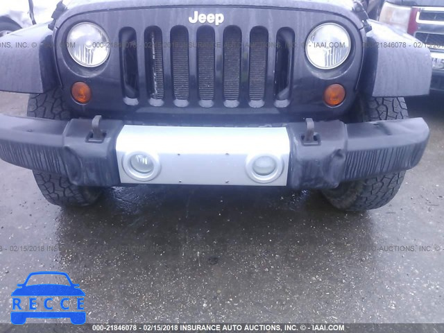 2008 JEEP WRANGLER UNLIMITE SAHARA 1J4GA59188L636870 image 5