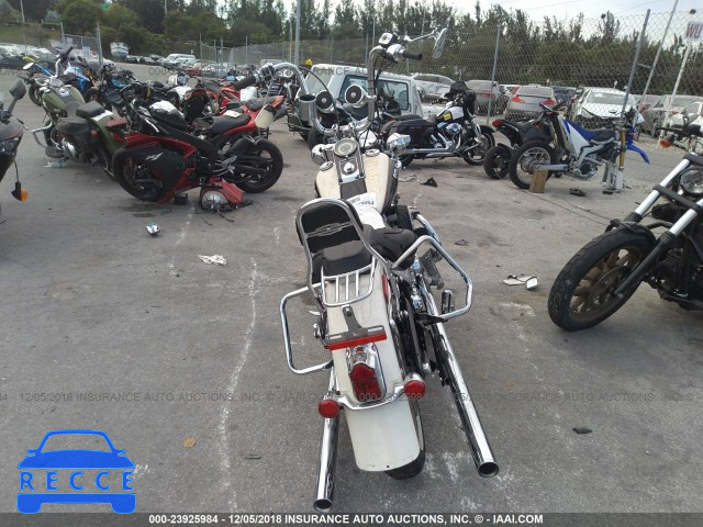 2011 HARLEY-DAVIDSON FLSTN 1HD1JD512BB014465 Bild 5