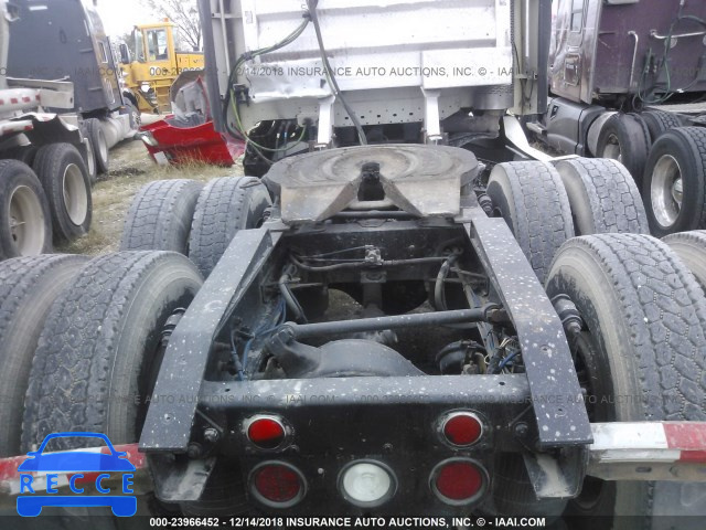 2002 FREIGHTLINER ST120 ST120 1FUJBBCGX2LJ08428 image 7