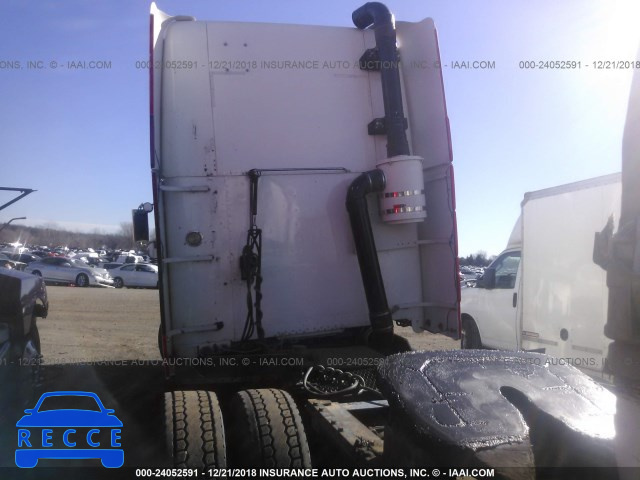 2000 FREIGHTLINER FLD FLD120 1FUYDSEB5YPB82936 image 7
