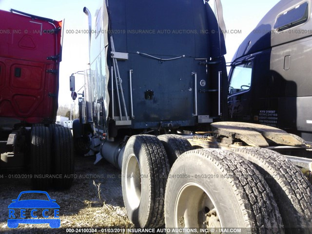 1999 FREIGHTLINER FLD FLD120 1FUPCSZB1XPA08305 image 2