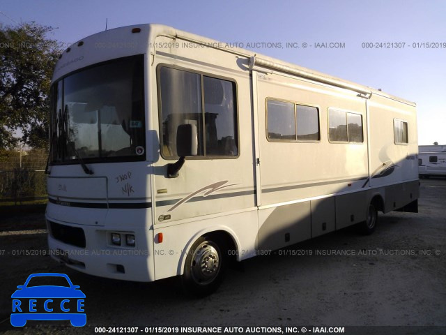 2003 WORKHORSE CUSTOM CHASSIS MOTORHOME CHASSIS P3500 5B4LP57G333362390 image 1