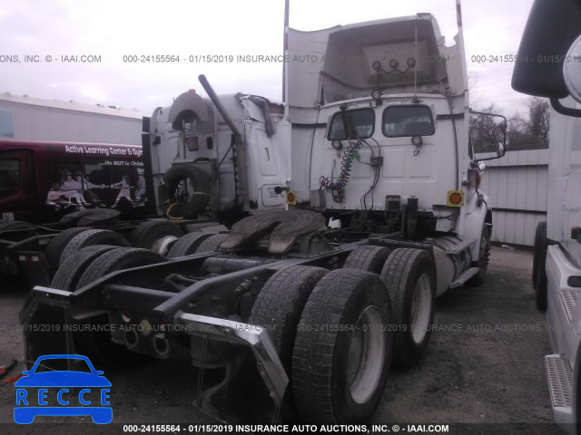 2006 STERLING TRUCK A9500 9500 2FWJA3DE96AV97090 Bild 3