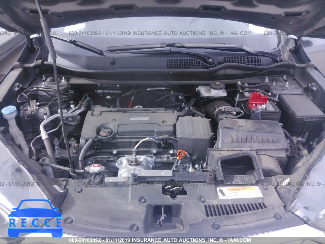 2017 HONDA CR-V LX 7FARW5H33HE008001 image 9