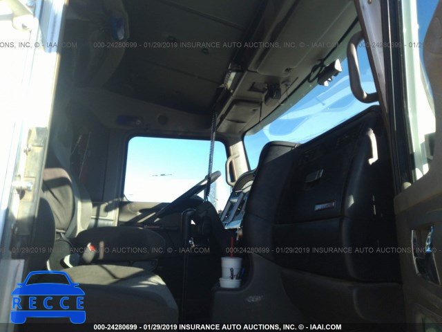 2013 KENWORTH T660 T660 1XKADP9X7DJ360355 image 4