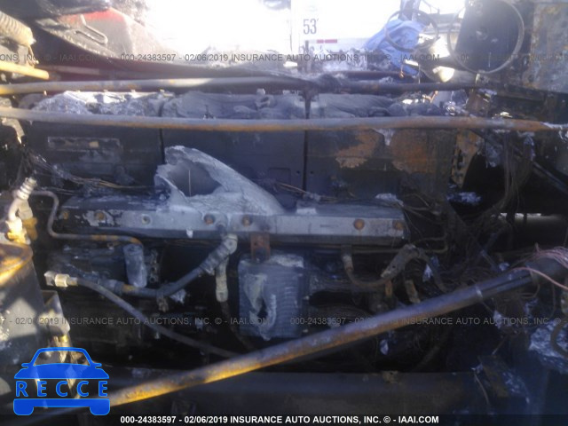 2000 FREIGHTLINER CONVENTIONAL FLD120 1FUPCDZB9YLA78347 image 9